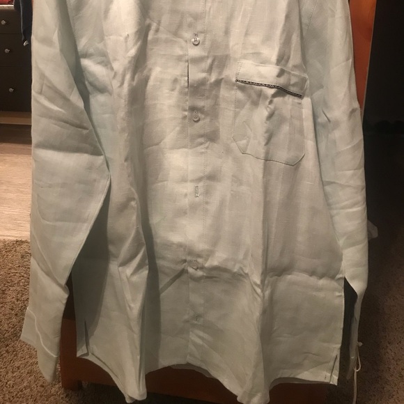 IVHO button down! - Picture 2 of 7